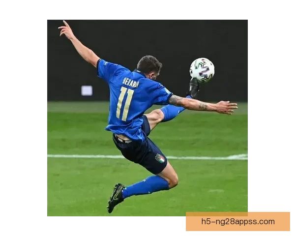 罗马留用吉拉尔迪放弃引进中卫