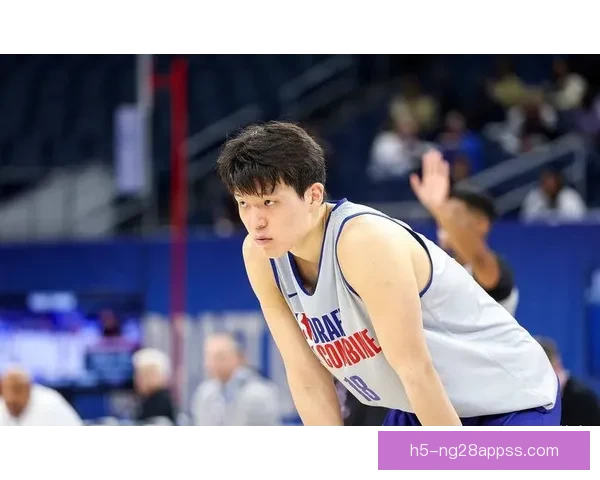 新秀赛杨瀚森10分2板惜败