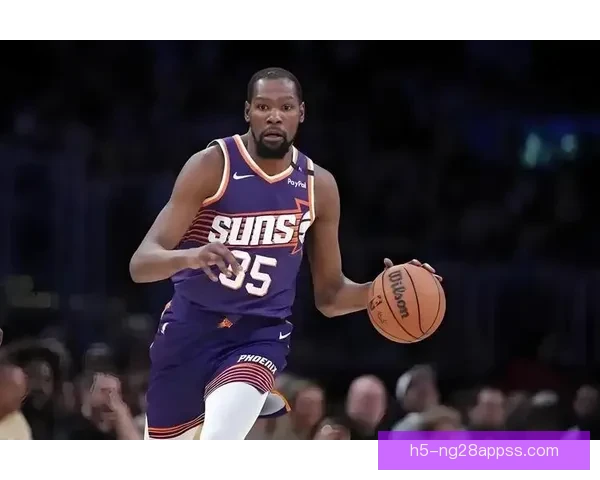 乌度卡强调团队需更聪明打球 杜兰特全能表现亮眼 乌度卡强调团队需更聪明打球 杜兰特全能表现亮眼